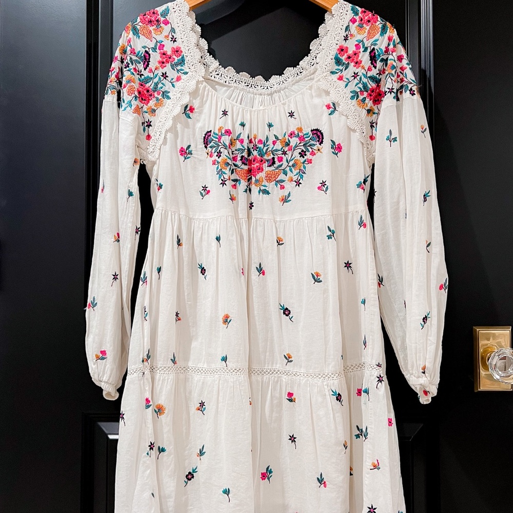 Anthropologie Sydney Embroidered Peasant Dress by Maeve